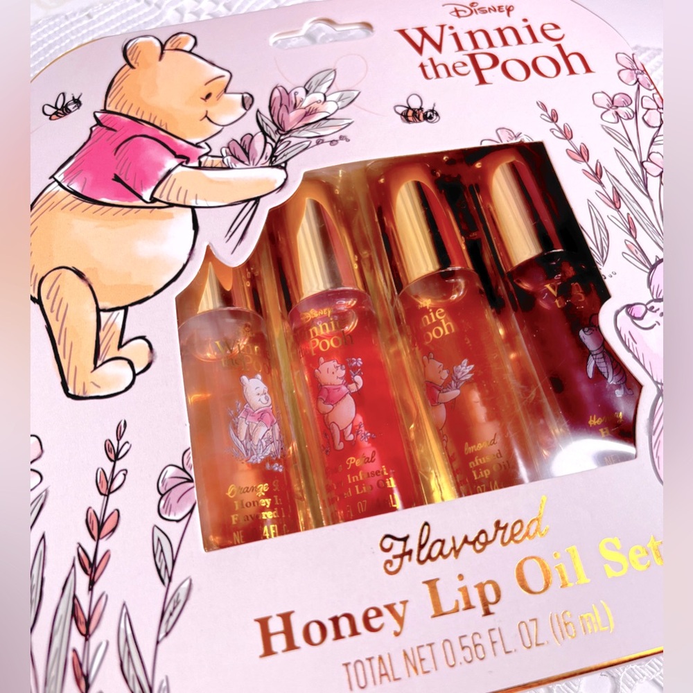 NWT Disney Winnie The Pooh Honey Lip Oil Set🍯🐻 - Picture 2 of 3